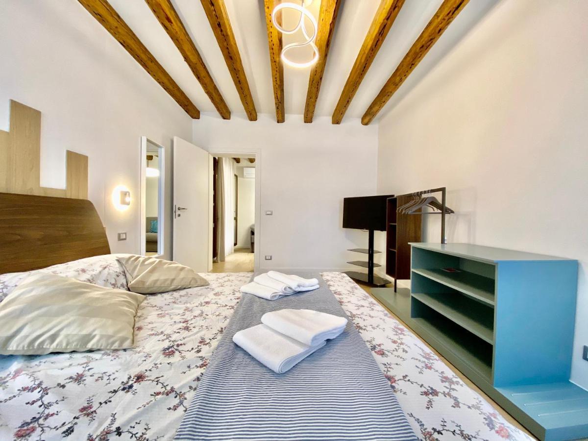 Suite House New Apartments Wi Fi Venice Island Eksteriør billede