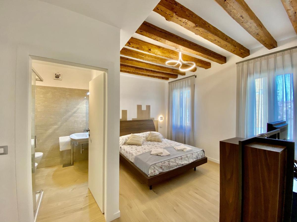 Suite House New Apartments Wi Fi Venice Island Eksteriør billede
