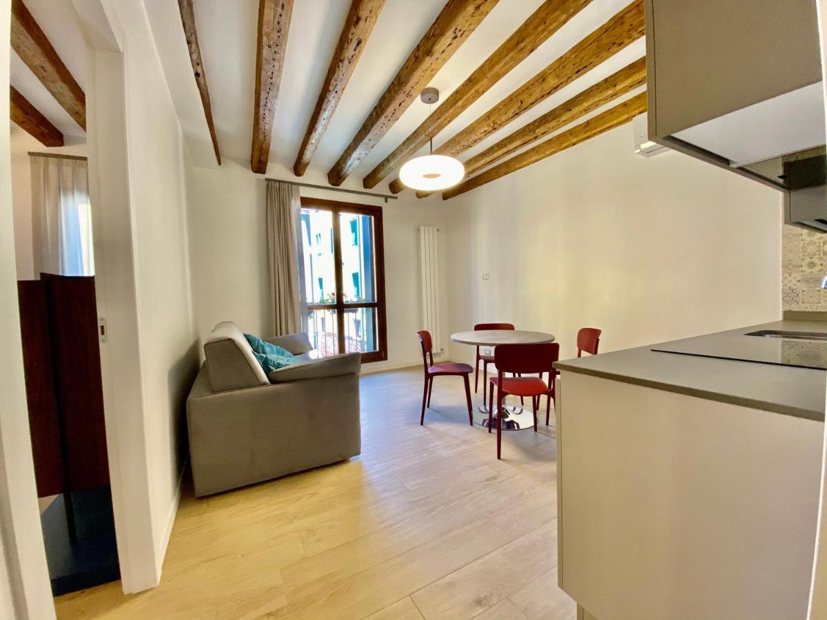 Suite House New Apartments Wi Fi Venice Island Eksteriør billede
