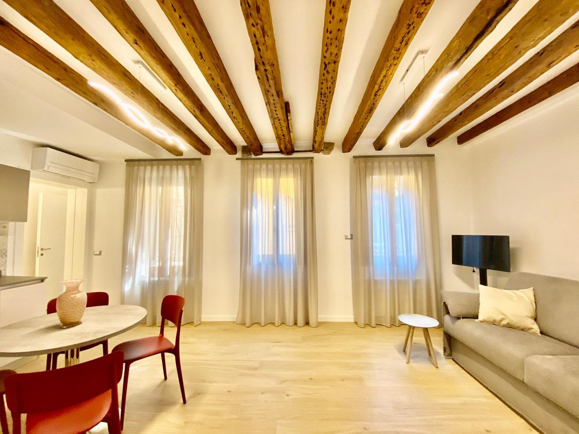 Suite House New Apartments Wi Fi Venice Island Eksteriør billede