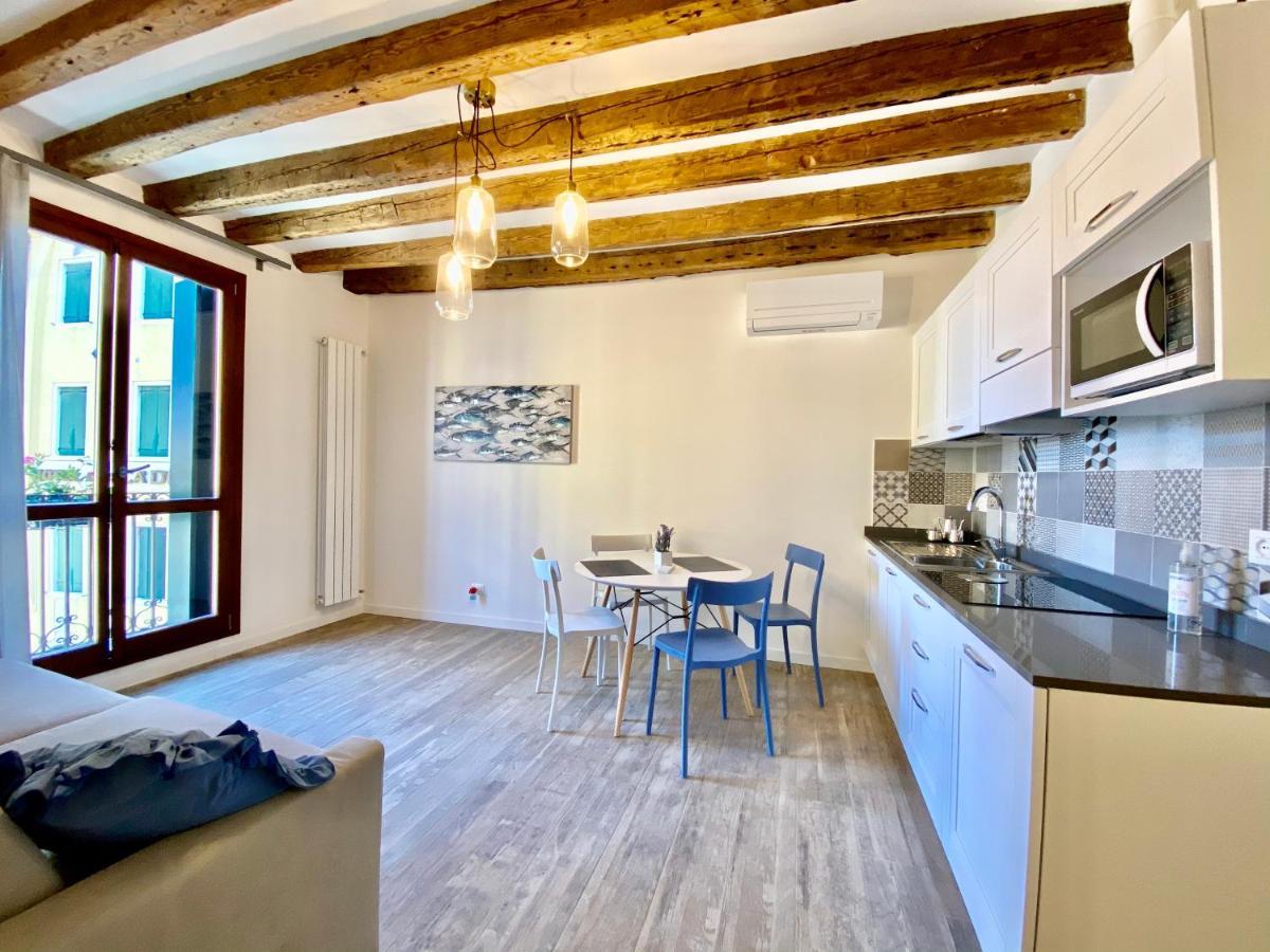 Suite House New Apartments Wi Fi Venice Island Eksteriør billede