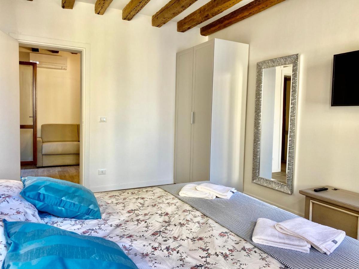 Suite House New Apartments Wi Fi Venice Island Eksteriør billede