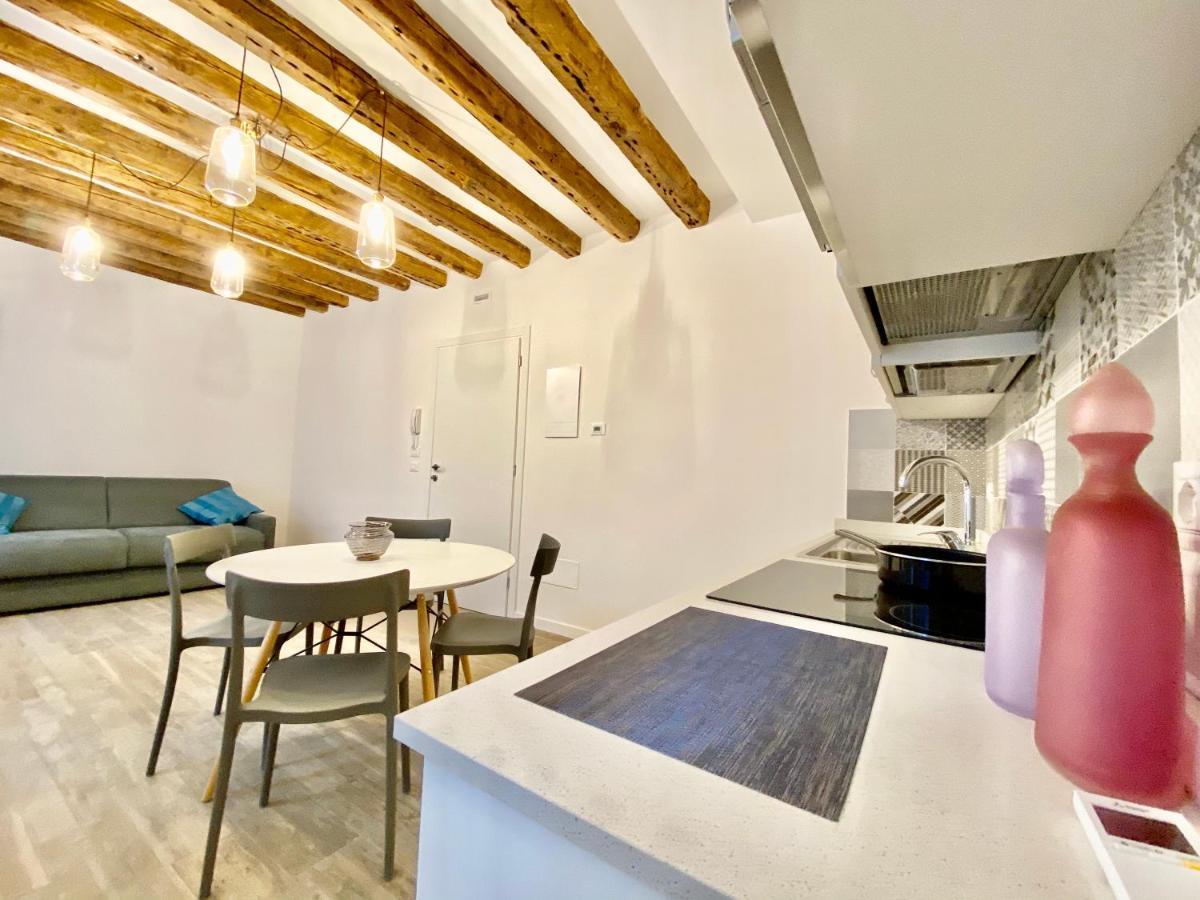 Suite House New Apartments Wi Fi Venice Island Eksteriør billede