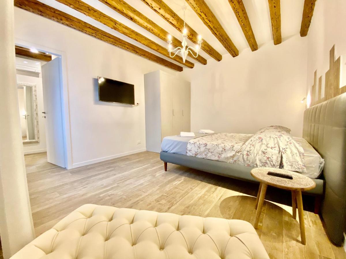 Suite House New Apartments Wi Fi Venice Island Eksteriør billede