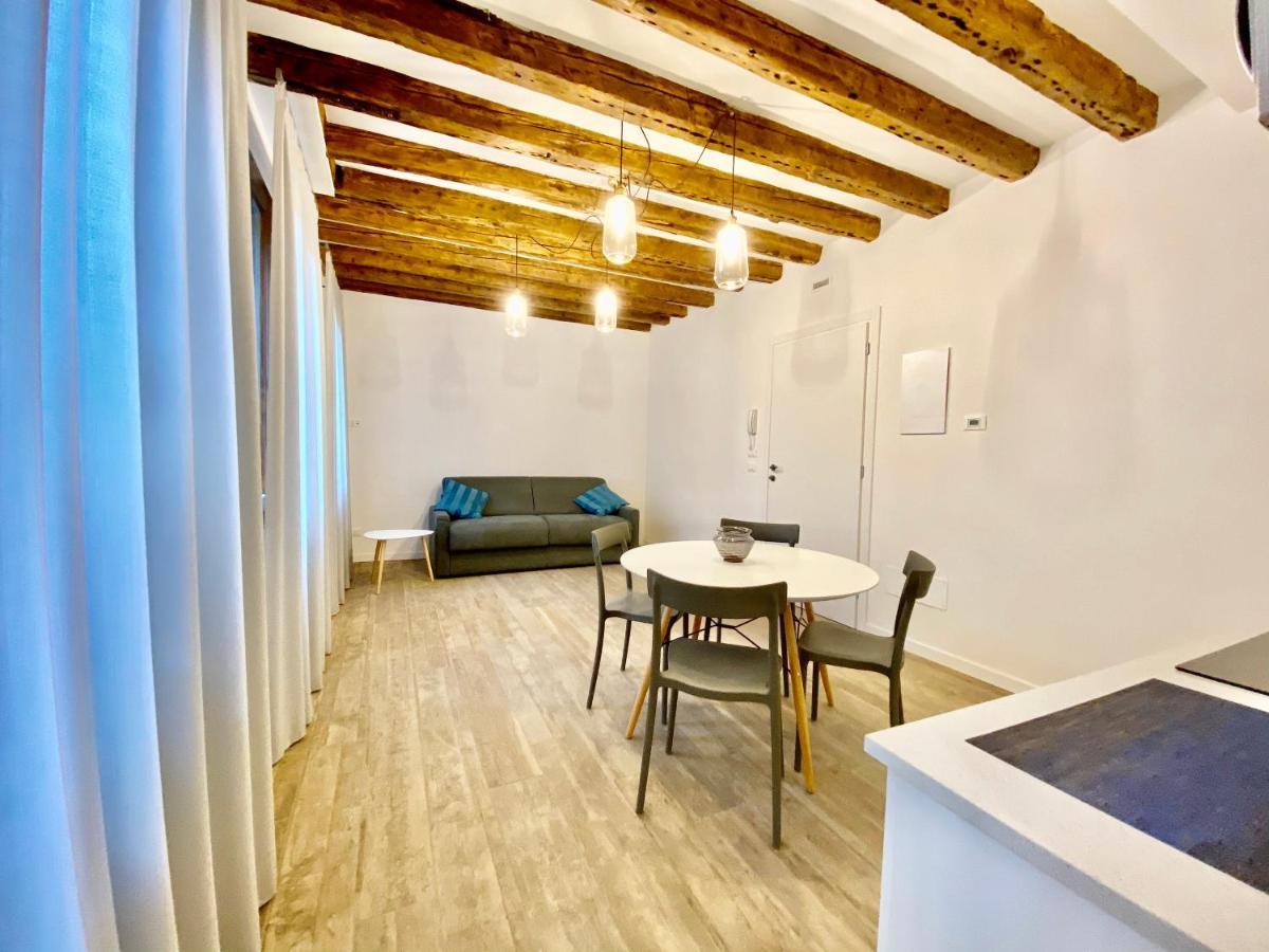 Suite House New Apartments Wi Fi Venice Island Eksteriør billede